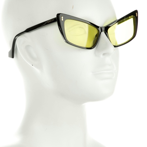 VINTAGE GUCCI Gradient Sunglasses. Unique, bold Cat Eye. Includes Case. - Picture 4 of 4